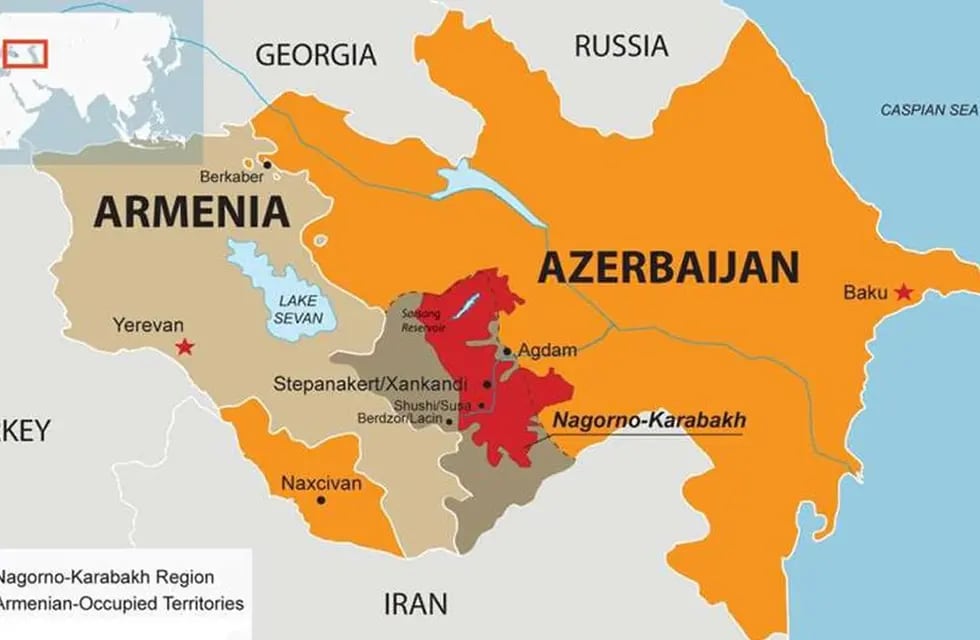 Un mapa que muestra la ubicación de la región en disputa entre Armenia y Azerbaiyán.