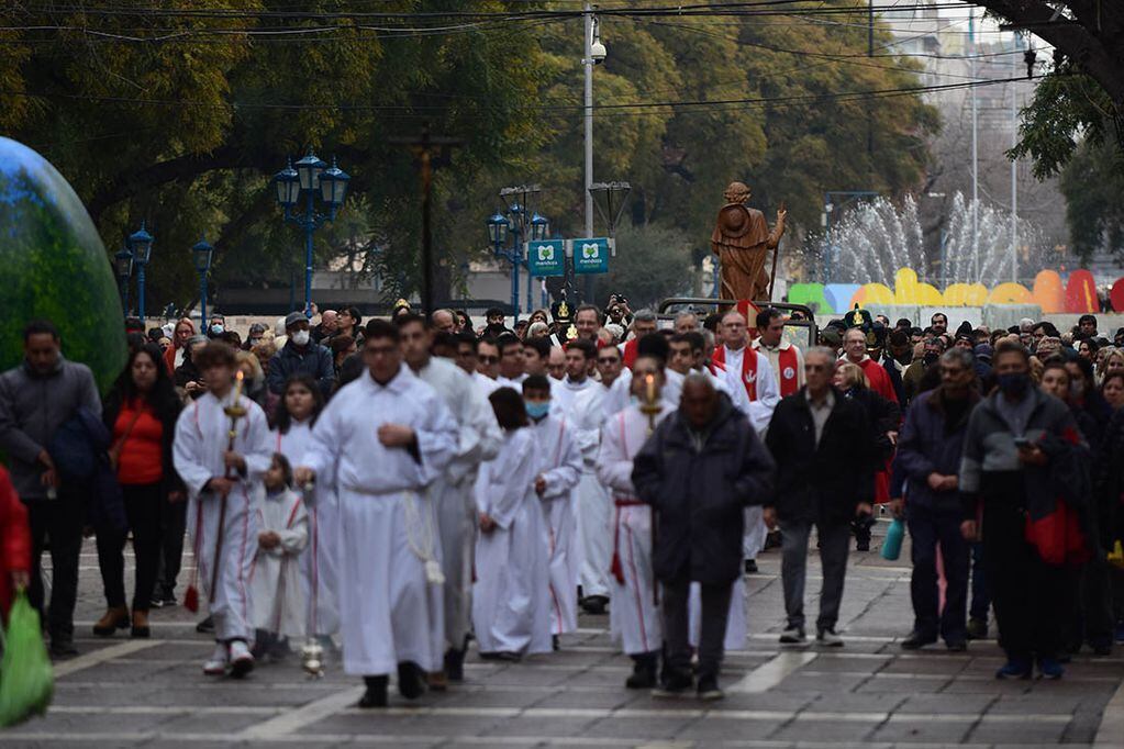 Como todos los 25 de julio, el Arzobispado de Mendoza organizó una serie de actividades para conmemorar a su patrono.Foto: Mariana Villa/ Los Andes 