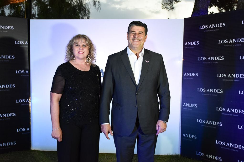 Mario Abed junto a su esposa en el Aniversario 138 de Diario Los Andes.