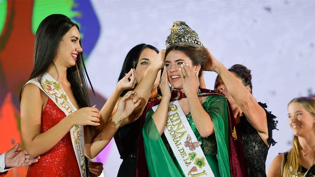 Ana Laura Verde, de La Paz, es la nueva reina