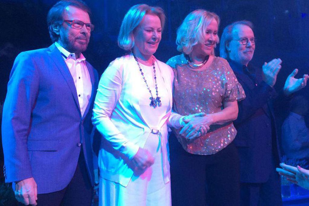 ABBA sorprendió al anunciar un show después de 4 décadas