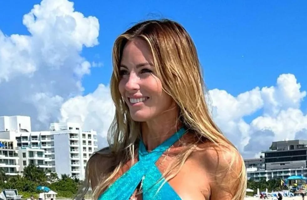 Rocío Guirao Díaz py su bikini favorita desde la playa / Instagram