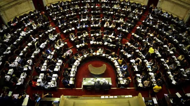 Congreso. Mañana, diputados y senadores recibirán a Macri para la apertura de sesiones legislativas. (La Voz/Archivo)