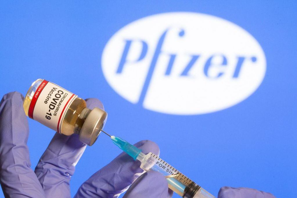 La Anmat permitió la vacuna de los laboratorios Pfizer.