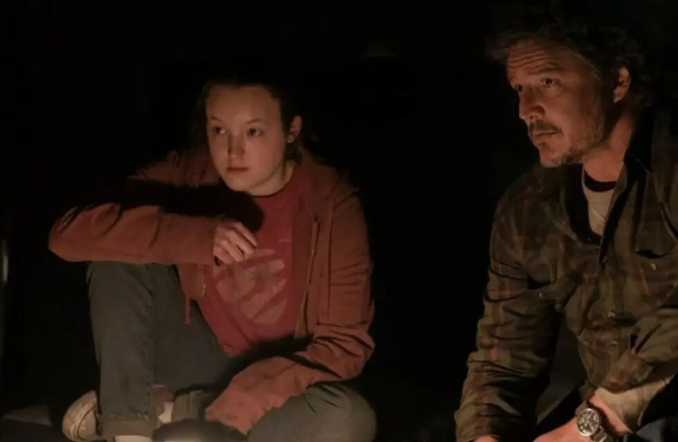 Bella Ramsey y Pedro Pascal como Ellie y Joel, respectivamente, los personajes de The Last of Us.