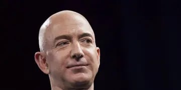  El fundador de Amazon, Jeff Bezos, tiene el podio de los hombres más ricos del mundo. 