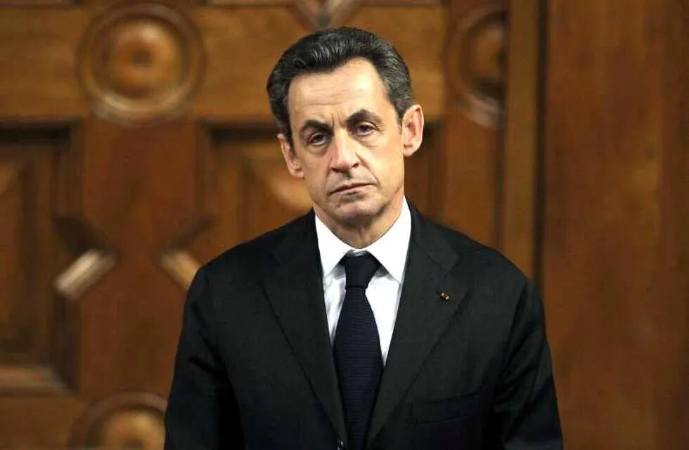 Procesado por corrupción, Sarkozy vuelve a la política 