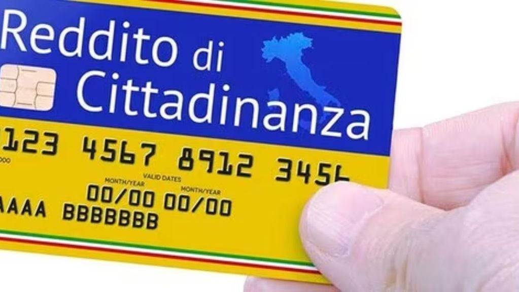 Reddito di Cittadinanza es el plan social universal que dejarán de recibir los italianos en enero próximo