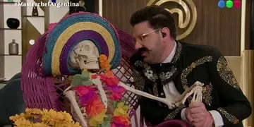 Damián Betular y sus desopilantes chistes en la noche homenaje a México que hicieron en "Masterchef Celebrity 3"