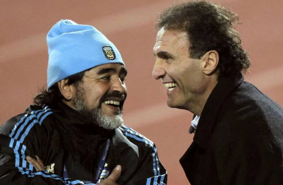 Previo al Mundial de Sudáfrica cuando Maradona fue técnico de la Selección Argentina. Una amistad inquebrantable. / Gentileza.