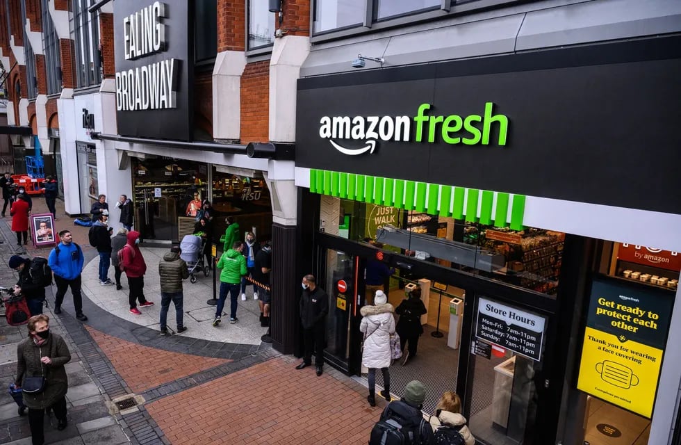 Amazon inauguró un supermercado que no requiere pasar por la caja registradora. - Gentileza