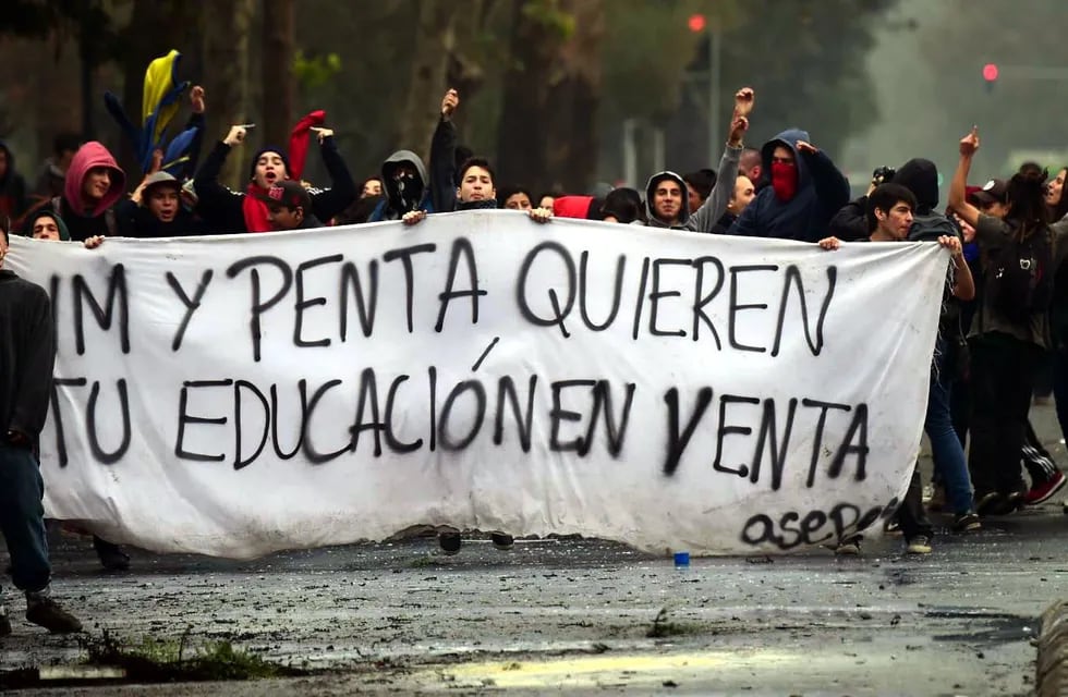 Los estudiantes chilenos vuelven a la calle contra la reforma educativa