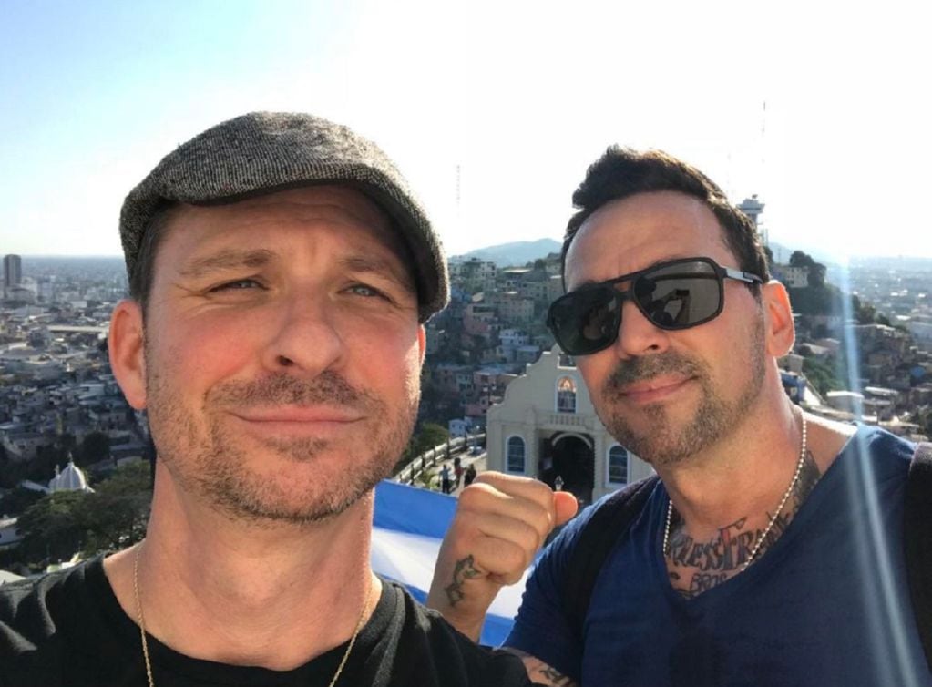 Jason Narvy junto a Jason David Frank (ranger verde) / Instagram