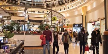 El consumo se recupera y alienta aperturas en centros comerciales