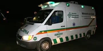 Choque en Mendoza, herido, ambulancia