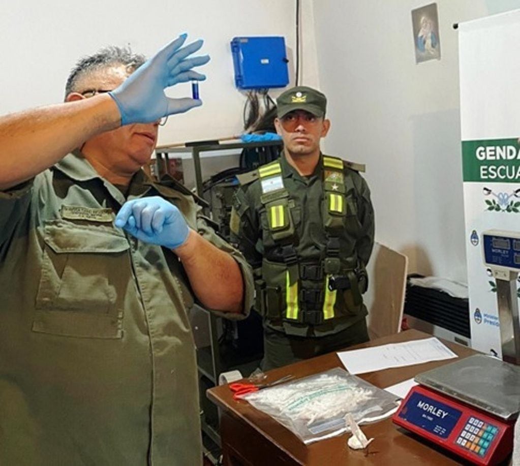 El test dio positivo para cocaína. / Gentileza Gendarmería Nacional.