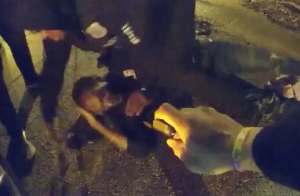 Difundieron videos de la mortal golpiza policial que sufrió un hombre afroamericano en EEUU.