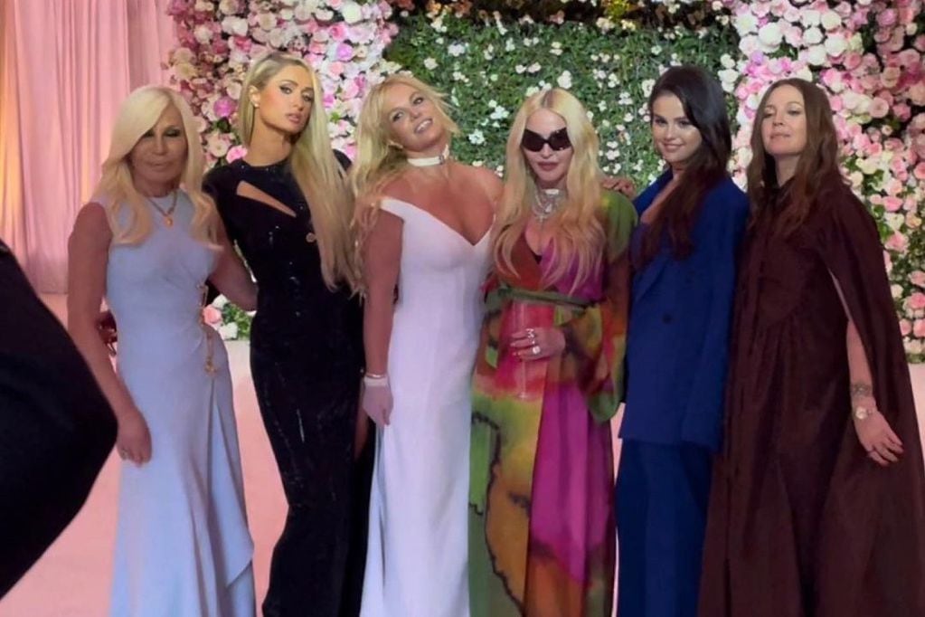 Donatella Versace, Paris Hilton, Madonna, Selena Gomez y Drew Barrymore, invitadas estelares al casamiento de Britney Spears. (Instagram @britneyspears)