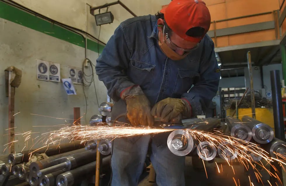 Los empresarios esperan que la reforma laboral sea un motor para empezar a recuperar la economía.