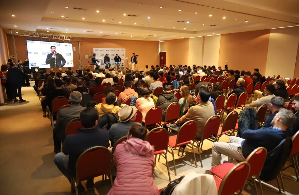 Más de 100 jóvenes empresarios visitaron San Rafael en un encuentro organizado por la UIA y la UIM.