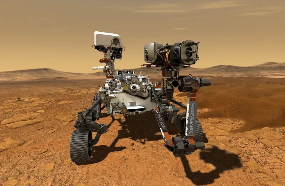 Al igual que un geólogo humano, el robot Perseverance, de exploración del planeta Marte. Puede desplazarse por el terreno y tomar y analizar muestras de la superficie marciana.