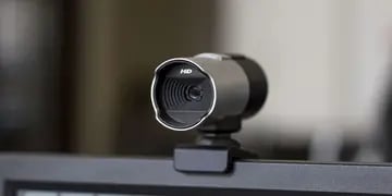 Cómo saber si la webcam de tu computadora fue hackeada