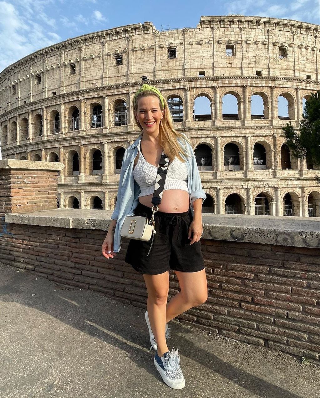 Luisana, y el Coliseo Romano