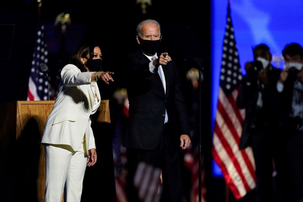 Joe Biden, presidente electo de EEUU, junto a Kamala Harris, su compañera de fórmula y primera mujer elegida vicepresidenta. 