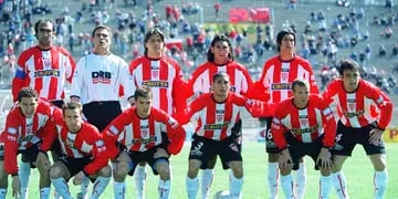 El León mostró dos facetas distintas en la temporada: fue tercero en el Apertura, pero en el Clausura terminó último. 