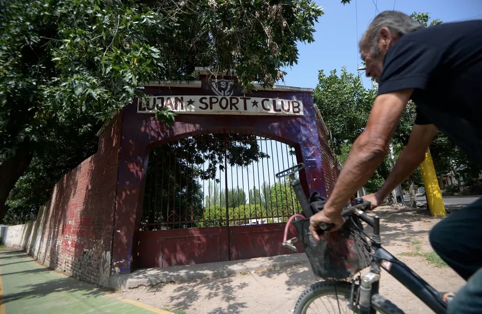 S.O.S al granate: Luján Sport Club, en su peor momento
