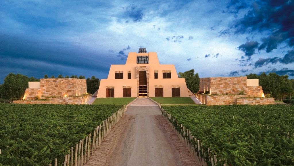 Cinco bodegas argentinas en el top 50 de las experiencias de viñedos más increíbles 