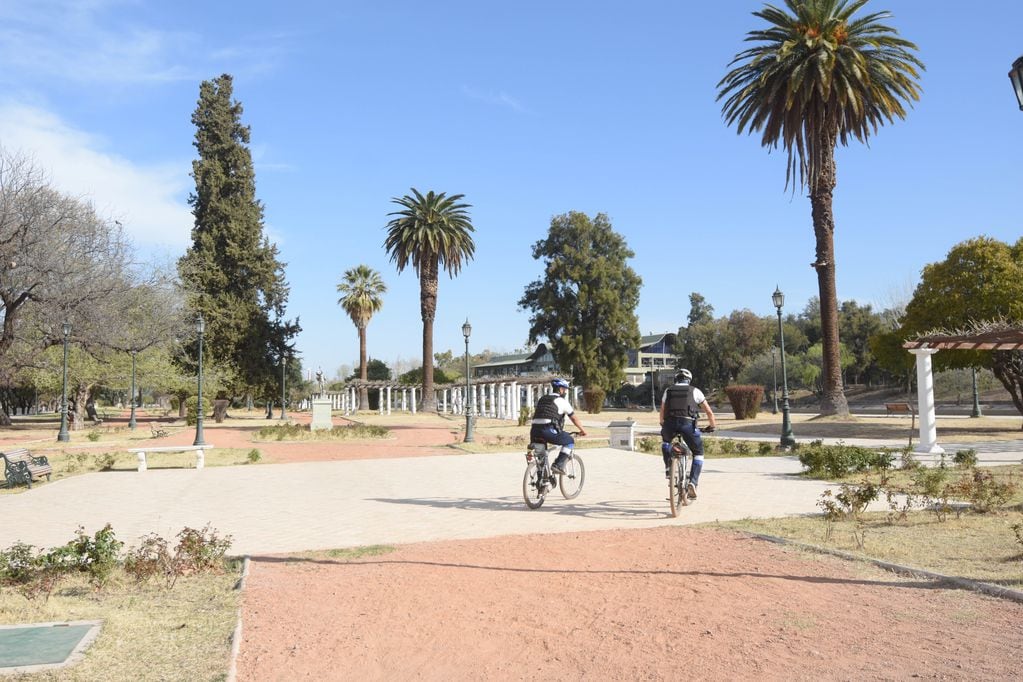 El Parque General San Martín vacío en el día del estudiante debido a la cuarentena.
