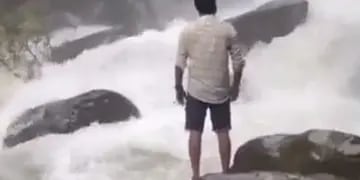 Video: un tiktoker que hacía videos extremos murió tras resbalarse por una cascada