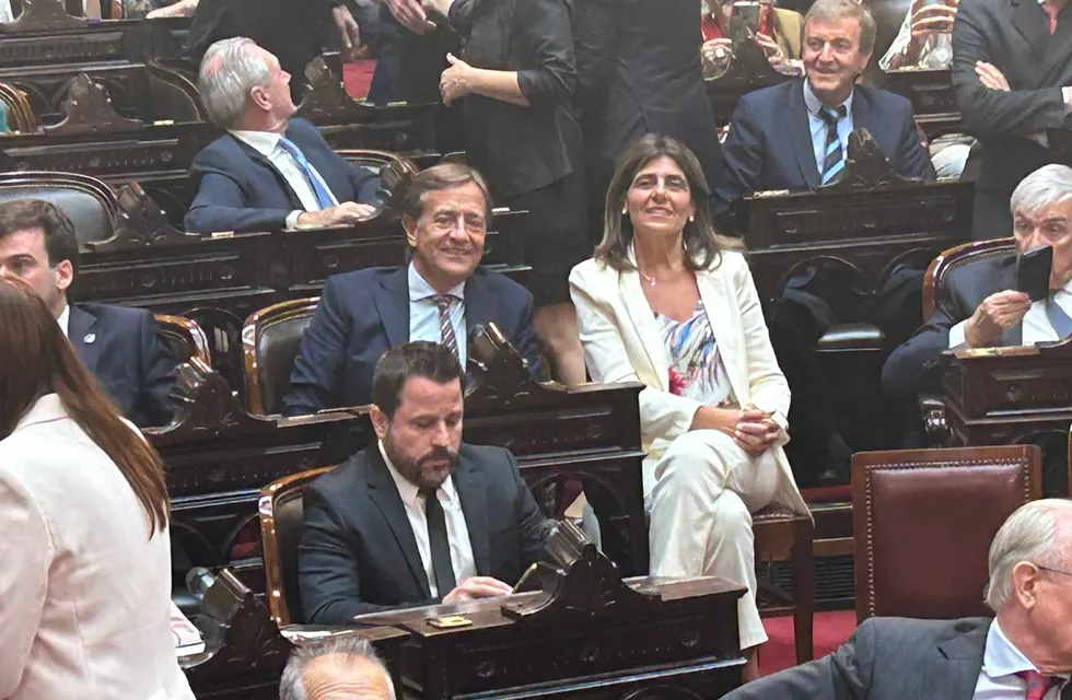 Rodolfo Suárez y Mariana Juri, dos senadores nacionales por Mendoza.