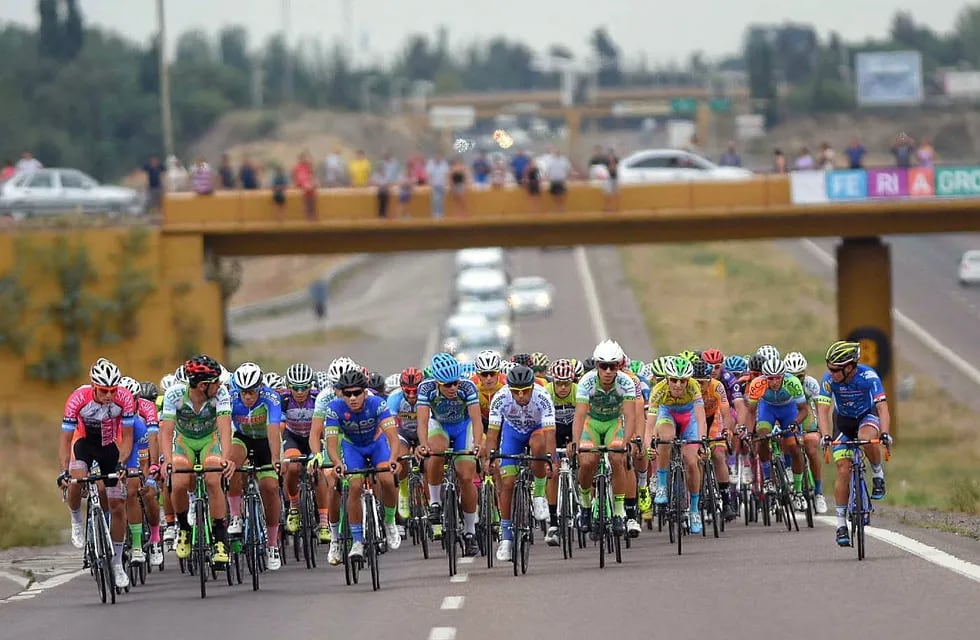 Vuelta de Mendoza: en San Carlos se corre la tercera etapa