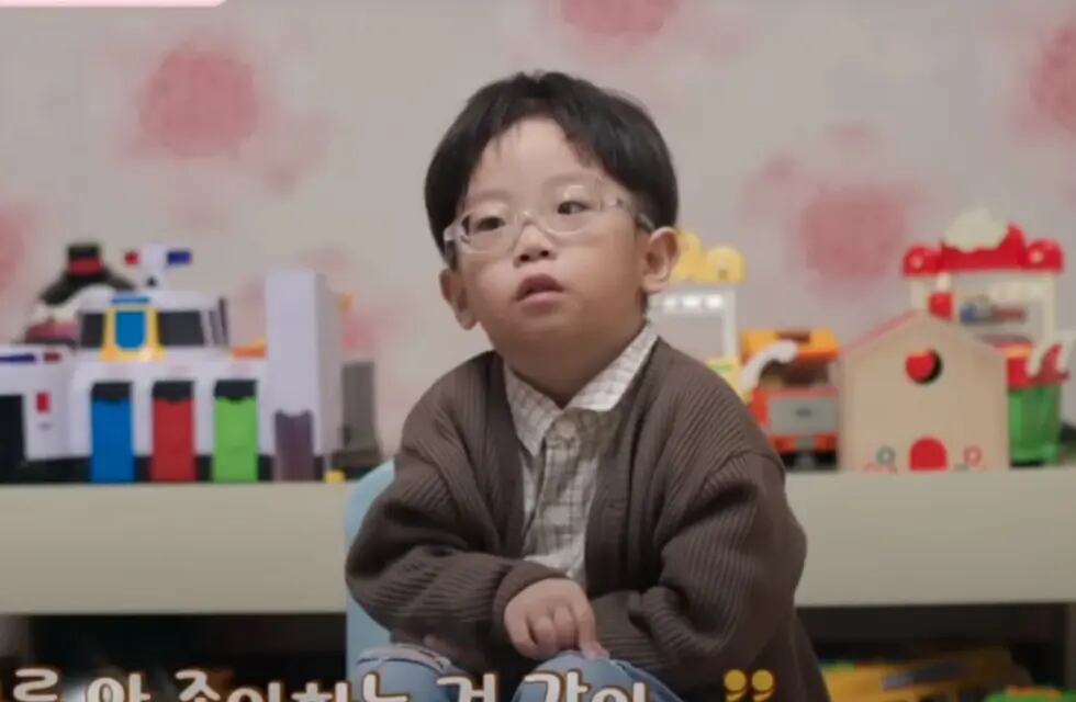 La historia detrás del vídeo del nene coreano que está haciendo llorar a todos. Foto: captura de video.