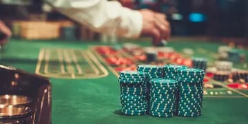 casinos, mesa de juego, fichas, cartas