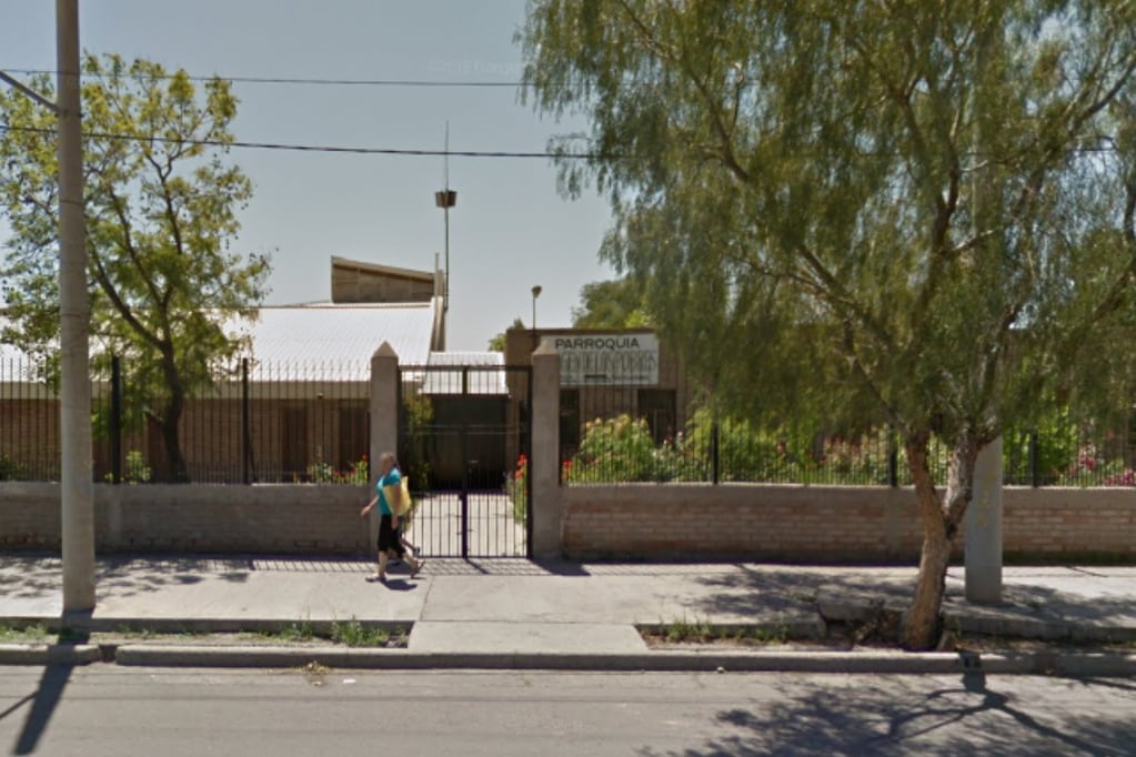 Exalumno confirmó que el religioso que abusó de menores en un colegio siguió en contacto con más niños en Mendoza. Foto: Captura web.