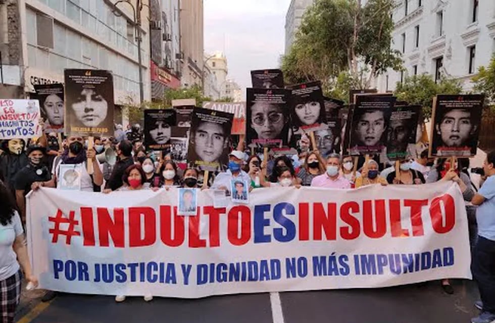 Las protestas en Perú por la liberación del expresidente Alberto Fujimori fueron en favor y en contra.