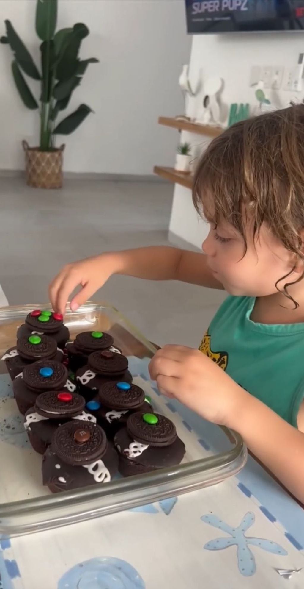 Florencia Peña no consiguió un torta de cumpleaños en México para su hijo. Captura del video.