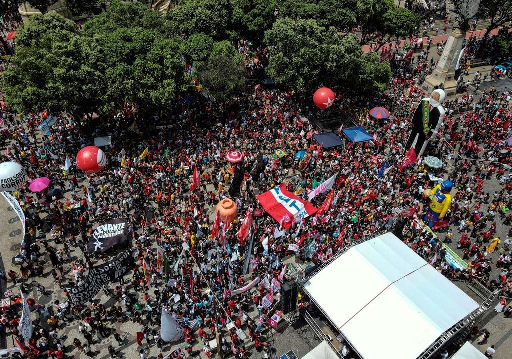 Miles de ciudadanos reclaman la destitución de Bolsonaro. / Gentileza 
