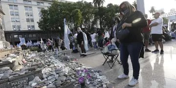 Vandalismo al memorial de víctimas del Covid