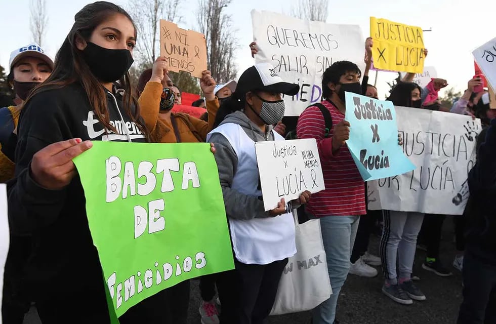 Hace una semana, se realizó una marcha para pedir justicia por el femicidio de Lucía Fernández (15).