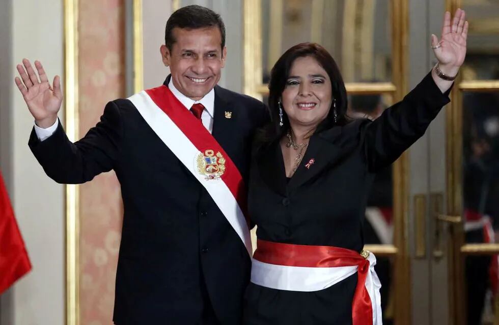 Renunció la jefa de Gabinete en Perú por espiar a los opositores