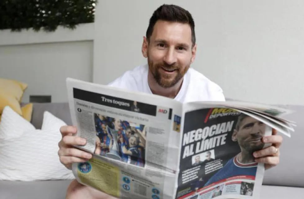 Lionel Messi habló en París con  los dos diarios de Barcelona y confirmó su partida a Estados Unidos. / Gentileza.