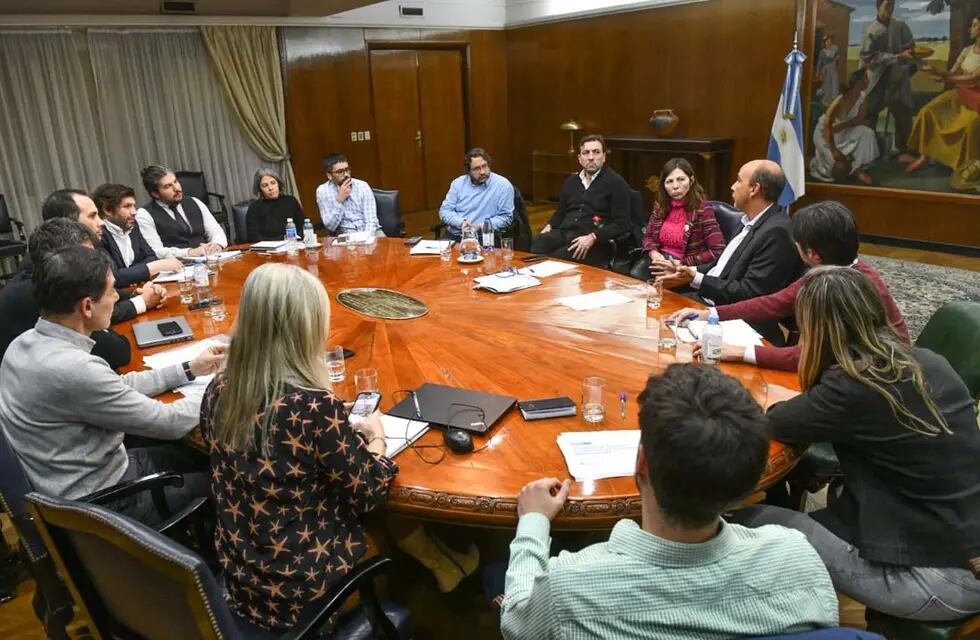 Batakis presentó a su equipo económico. / Foto: Presidencia