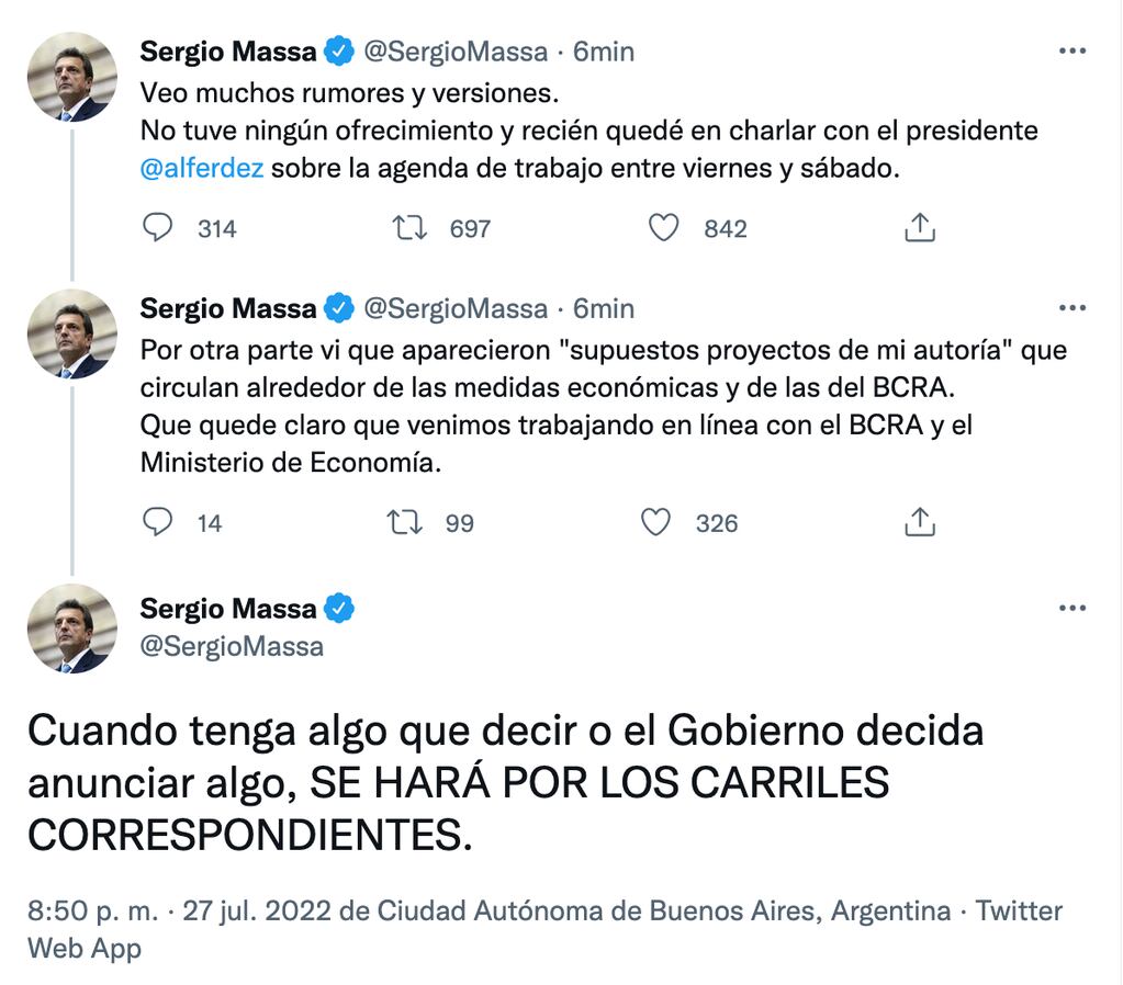 Sergio Massa publicó una serie de mensajes en medio de rumores de su desembarco en Economía.