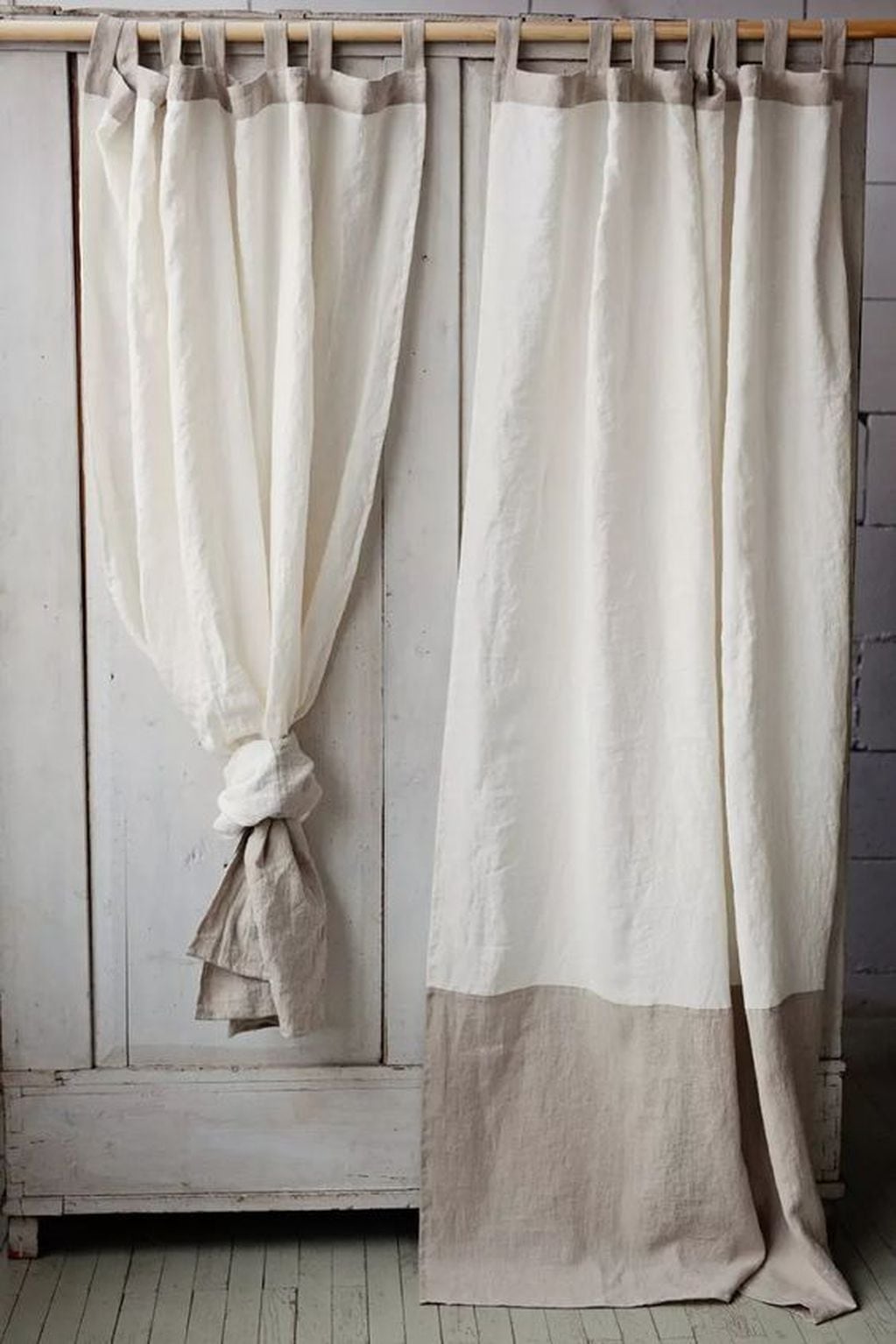El tusor es una tela muy utilizada y versátil para confeccionar cortinas, que vistan el ambiente.