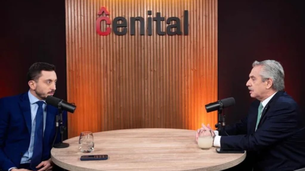 Entrevista a Alberto Fernández transmitida a través de la plataforma de streaming C+ dirigida por el periodista Iván Schargrodsky.  