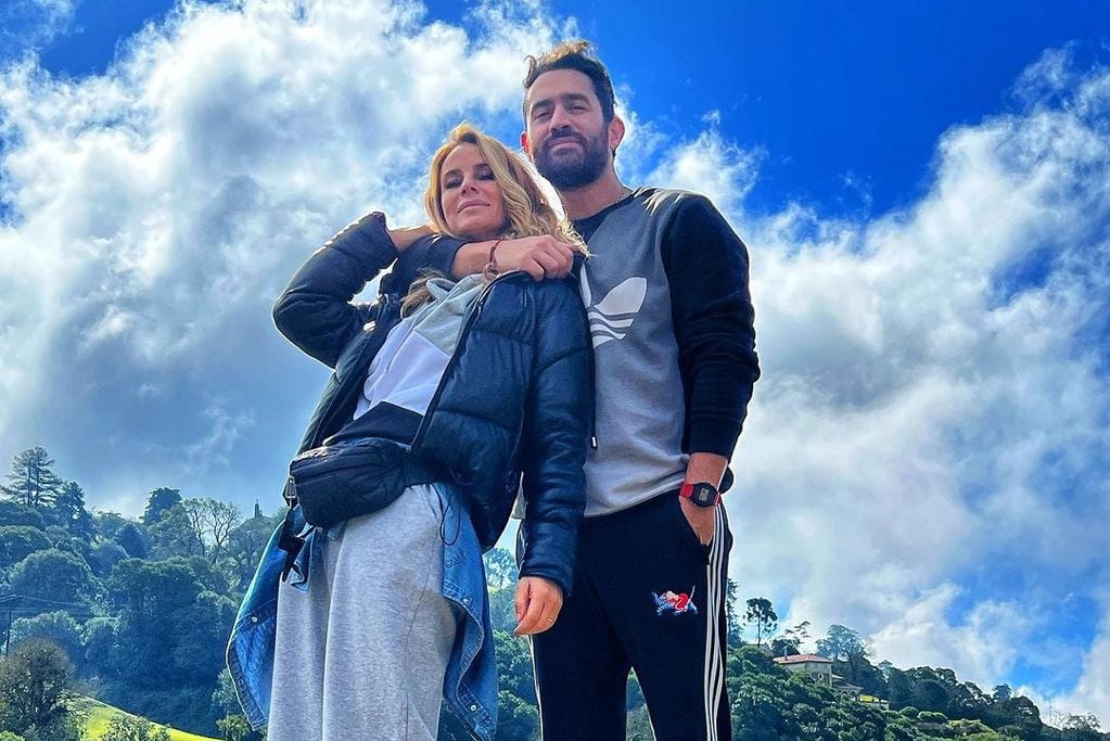 Sabrina Rojas y "el Tucu" López, reconciliados y de viaje. (Instagram @rojassasi).